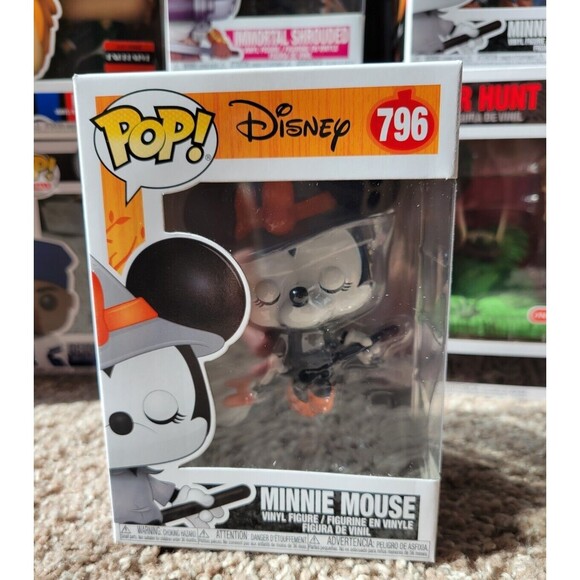 Halloween Funko Pop Minnie Mouse #796 Witch On Broomstick Disney - Picture 1 of 6